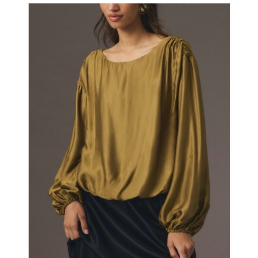 Anthropologie Elegant Bubble hem Olive Green Women's Top